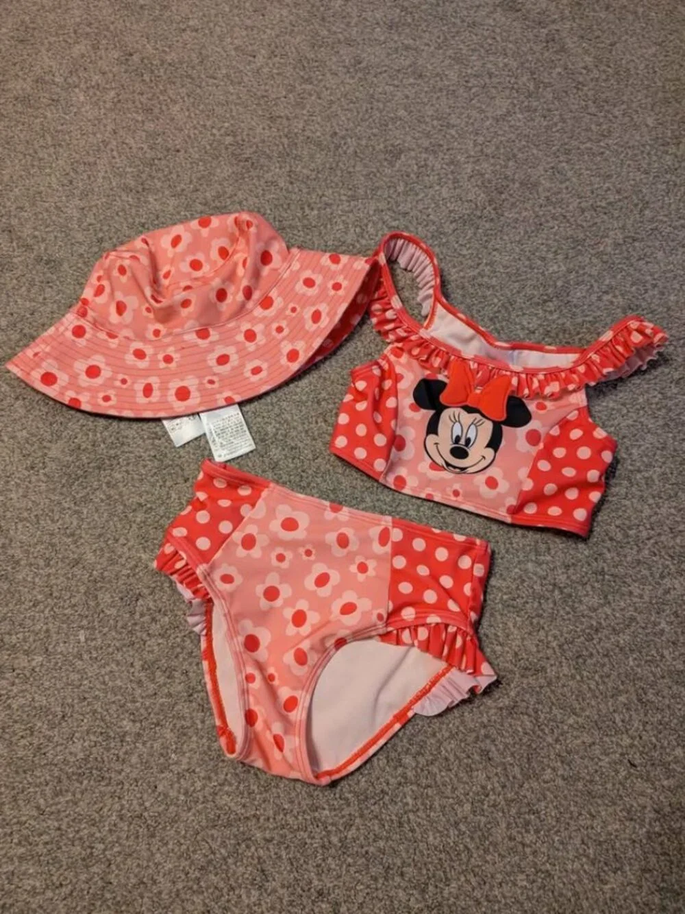 Disney store Minnie mouse swimsuit set 5/6
